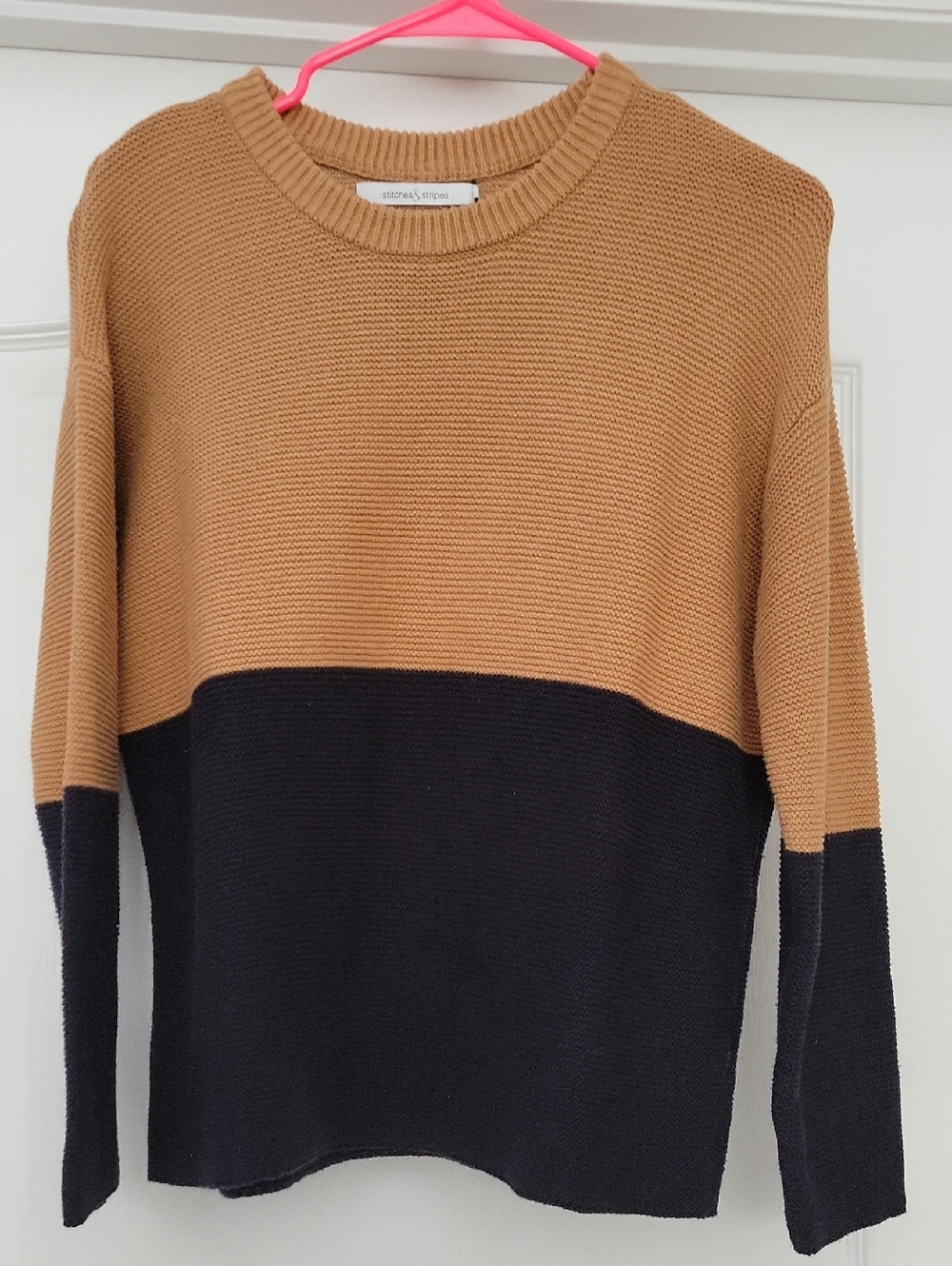 Stitches & Stripes Two-Tone Camel and Black Knit Sweater Size M